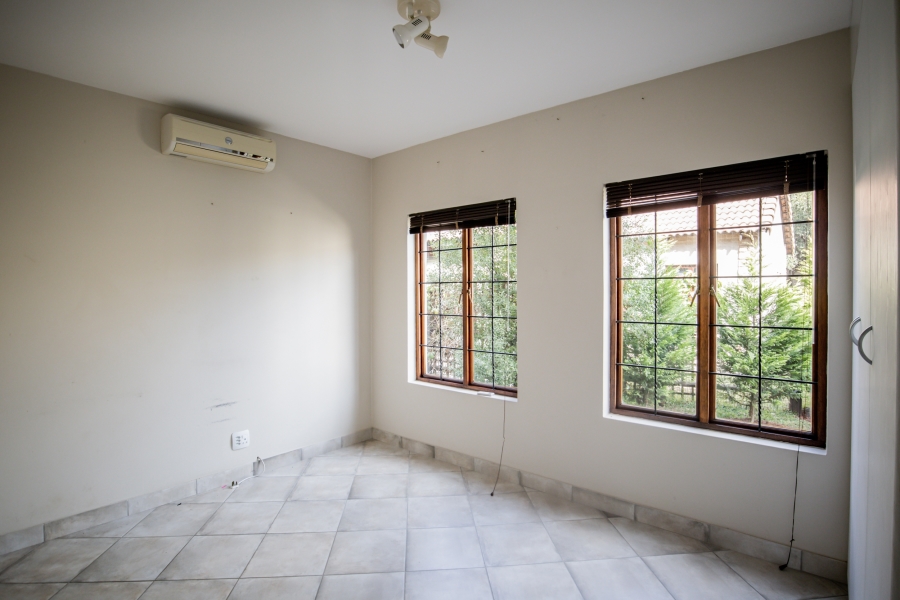 3 Bedroom Property for Sale in The Coves North West